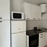 Ascic דירה